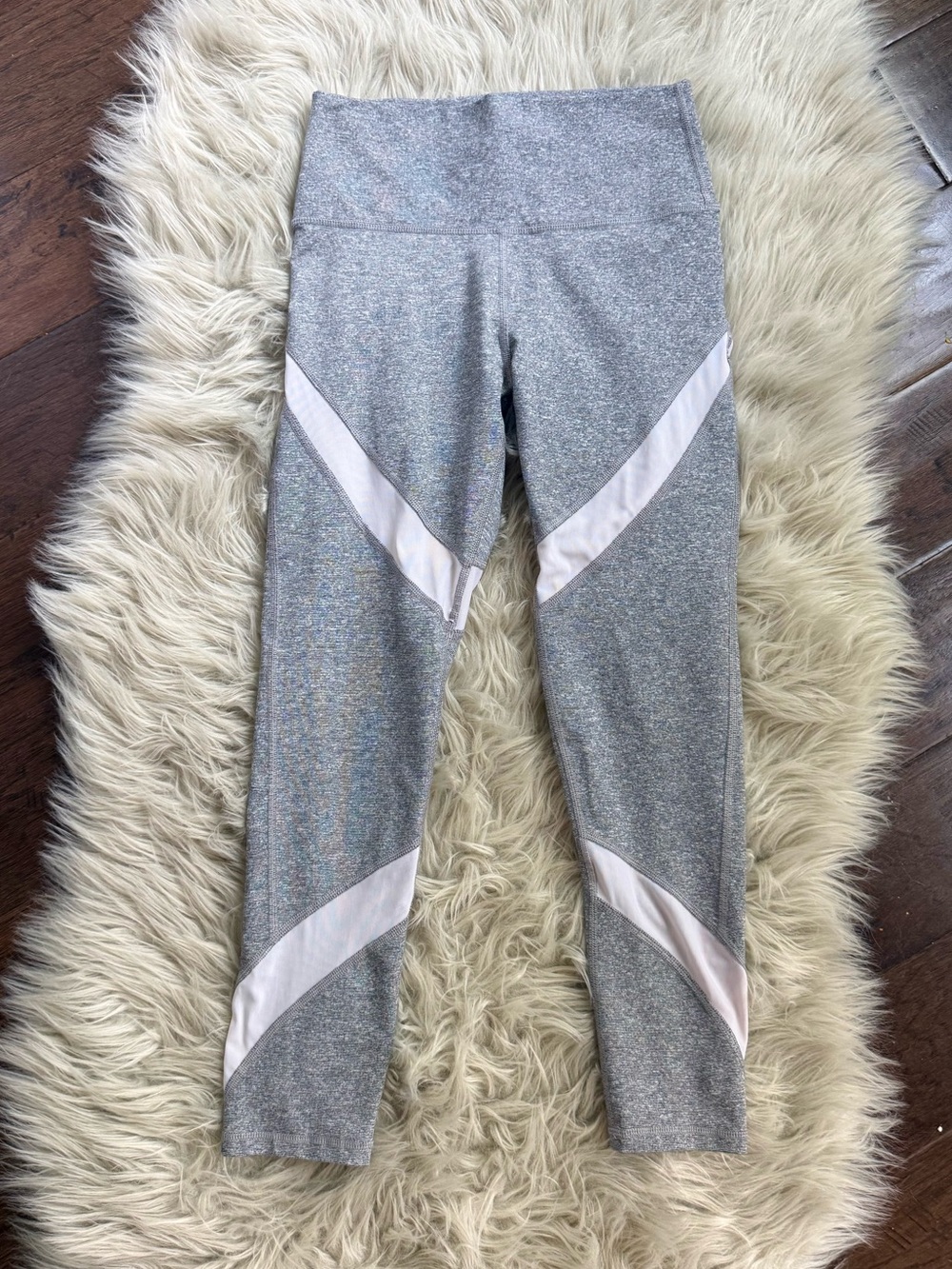 aerie Chill Play Move Leggings with Mesh Panels